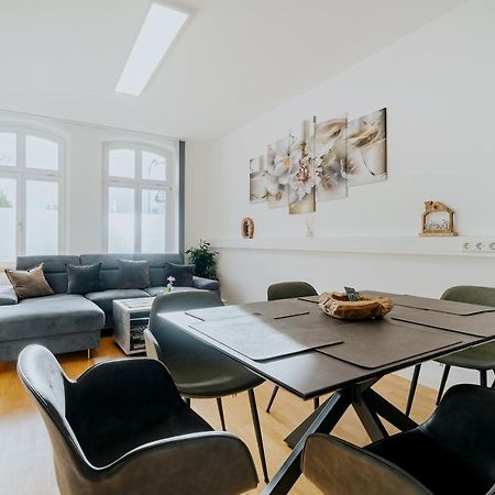 Blissplace 3 Zi Premium Apartment Nahe Getec Arena Mit Kingsize Betten Und Balkon Магдебург Екстериор снимка