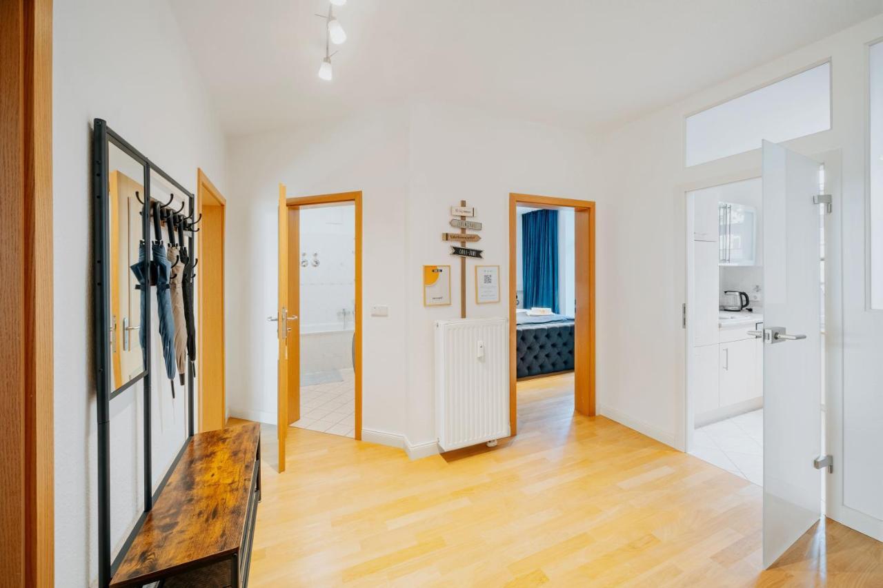 Blissplace 3 Zi Premium Apartment Nahe Getec Arena Mit Kingsize Betten Und Balkon Магдебург Екстериор снимка